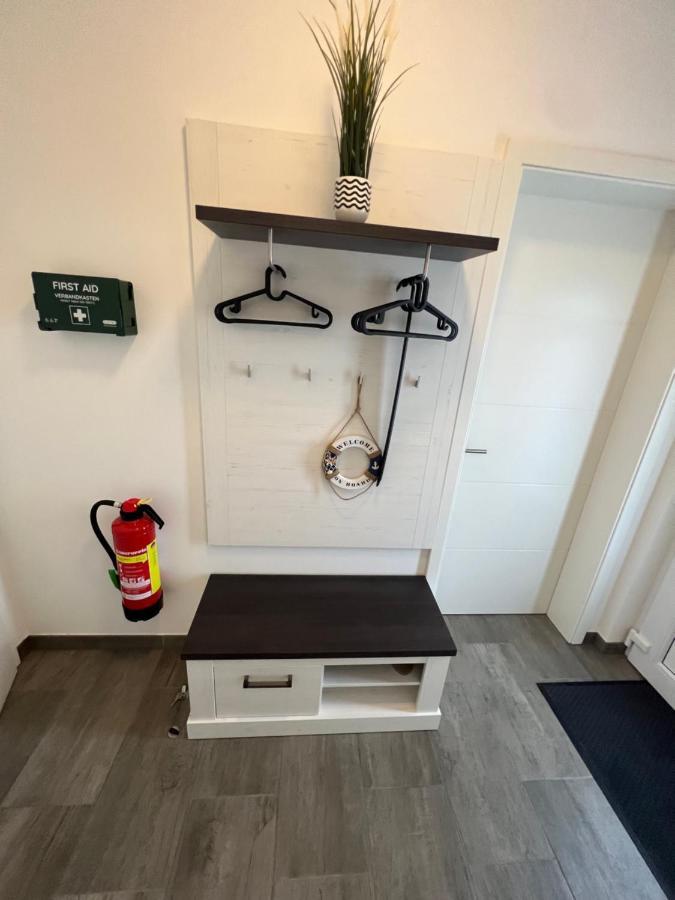Doppelhaushaelfte Mit Terrasse Vila Elmenhorst/Lichtenhagen Exterior foto