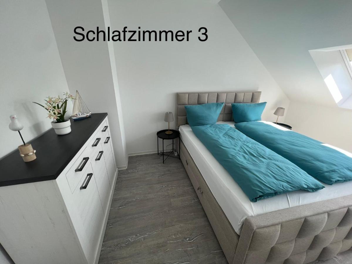 Doppelhaushaelfte Mit Terrasse Vila Elmenhorst/Lichtenhagen Exterior foto